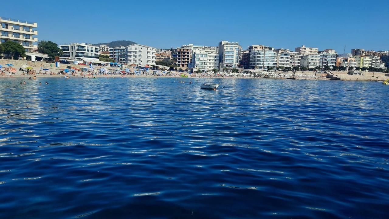 Apartment Beach D&A Bar Exteriör bild