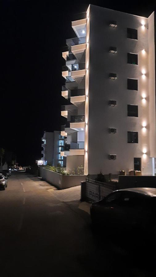 Apartment Beach D&A Bar Exteriör bild
